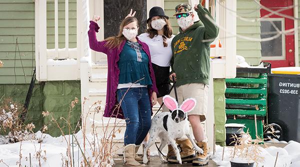 Haggins fam wearing masks